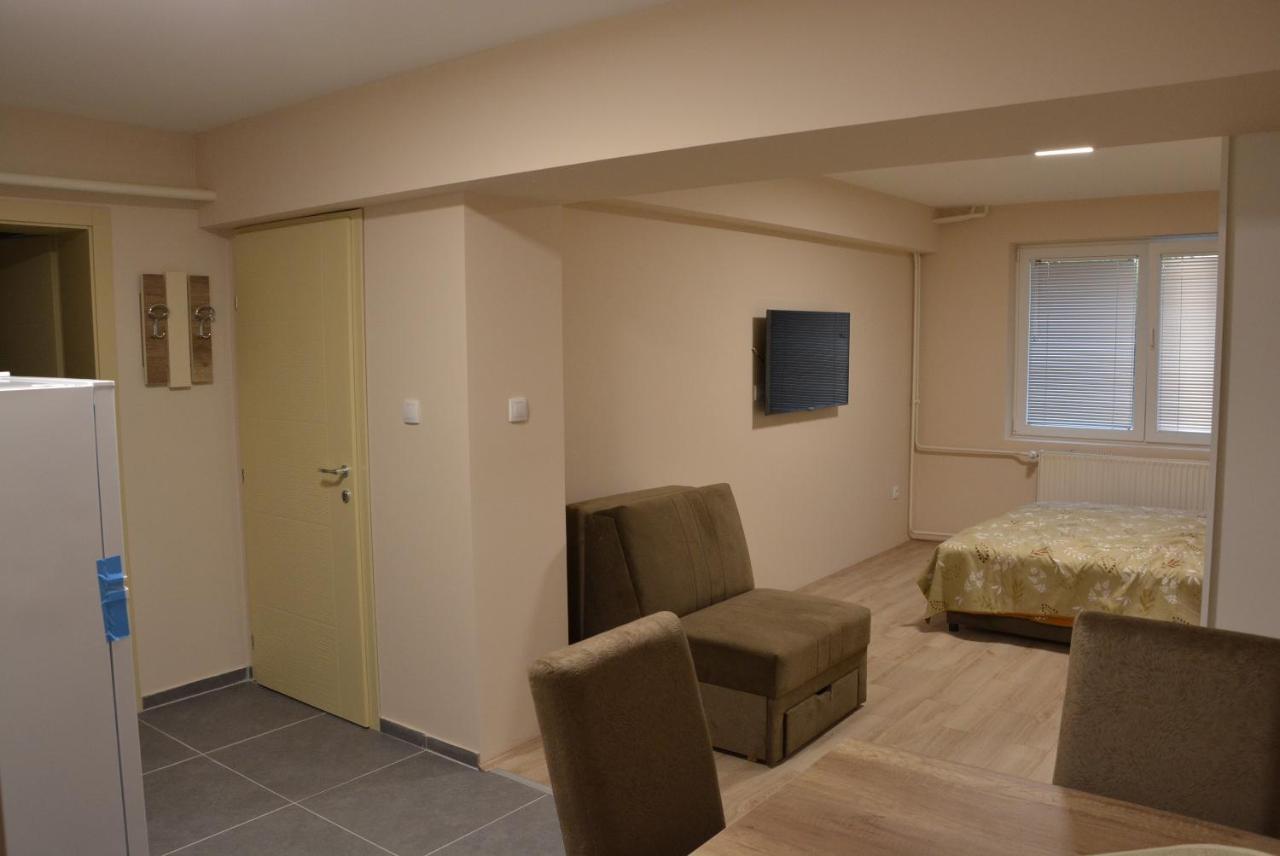 Garden Apartmani Jagodina Exterior foto
